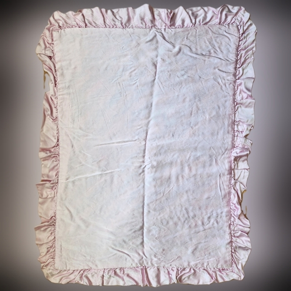 Vintage 80’s Handmade Baby Blanket Pink&Blue Checkered Satin Ruffle Trim 26"x34" - Picture 2 of 5